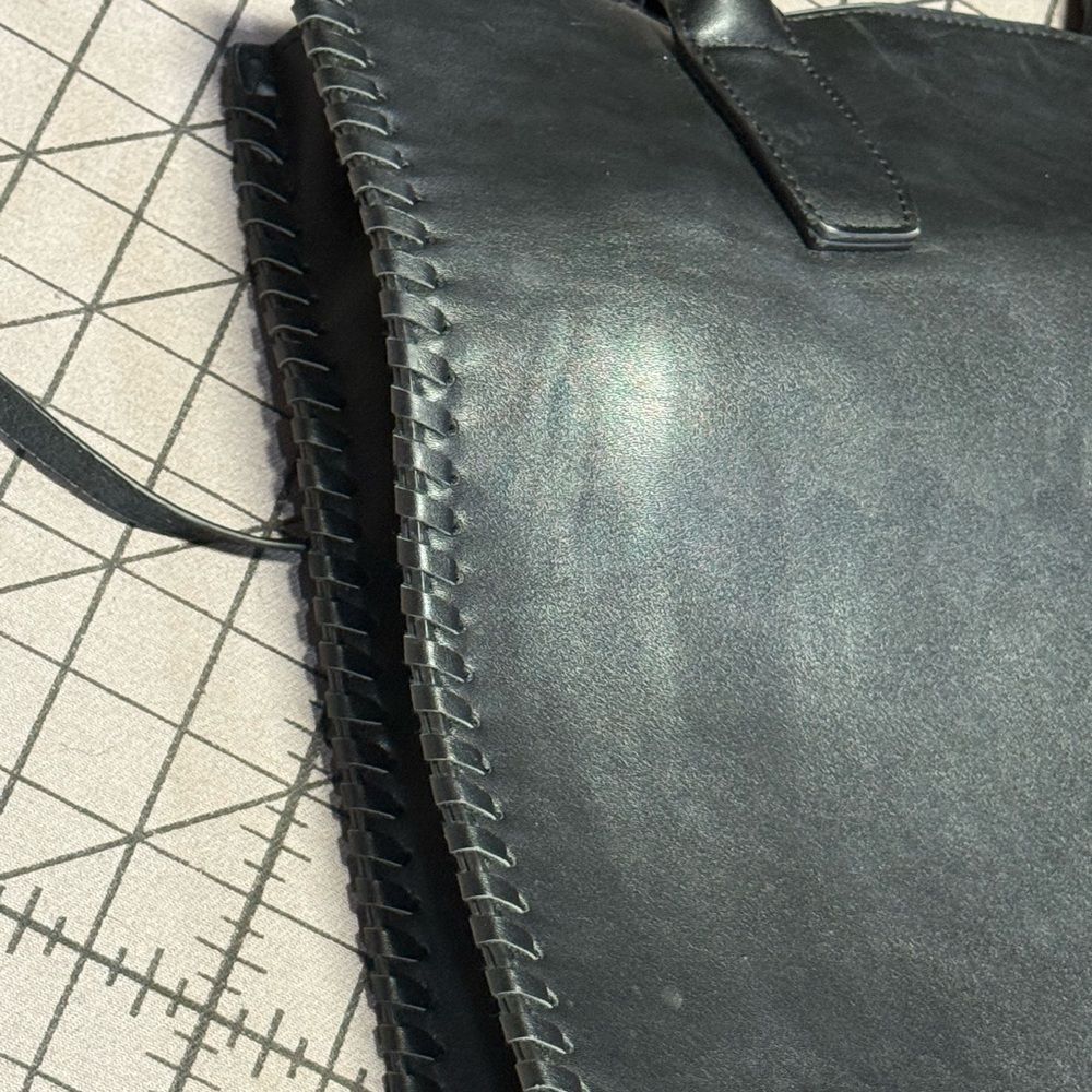 Forever 21 | Black Whipstitch Tote Bag | Tassel Detail Faux Leather - Picture 6 of 8